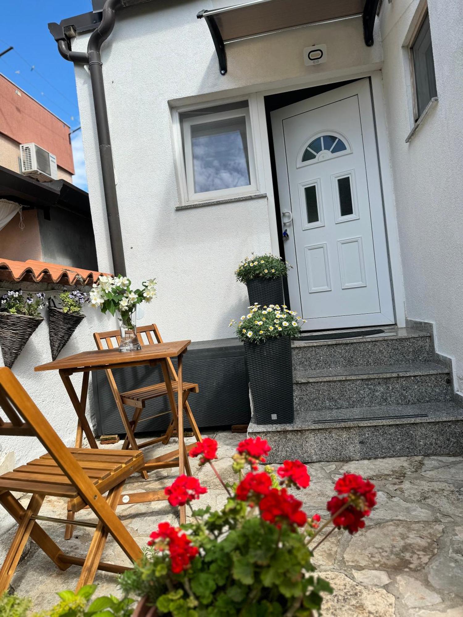 Castelli Apartment Ουμάγκ Εξωτερικό φωτογραφία